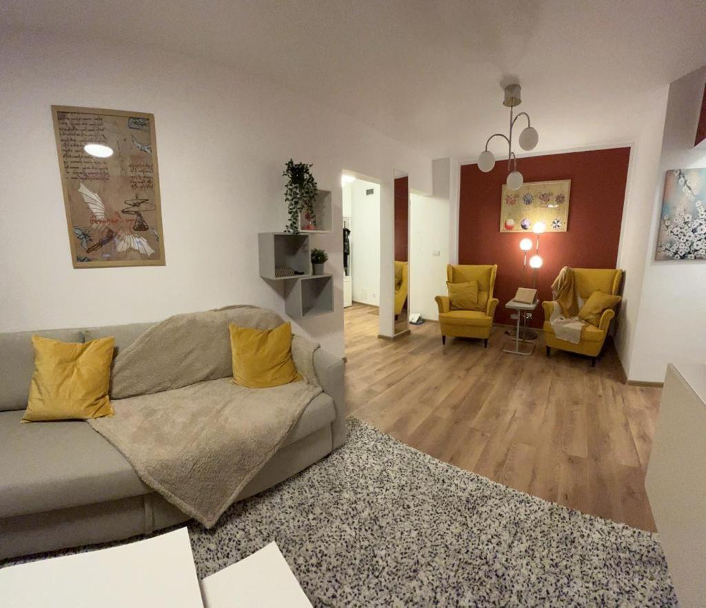 Meba Apartments Brasov Luaran gambar